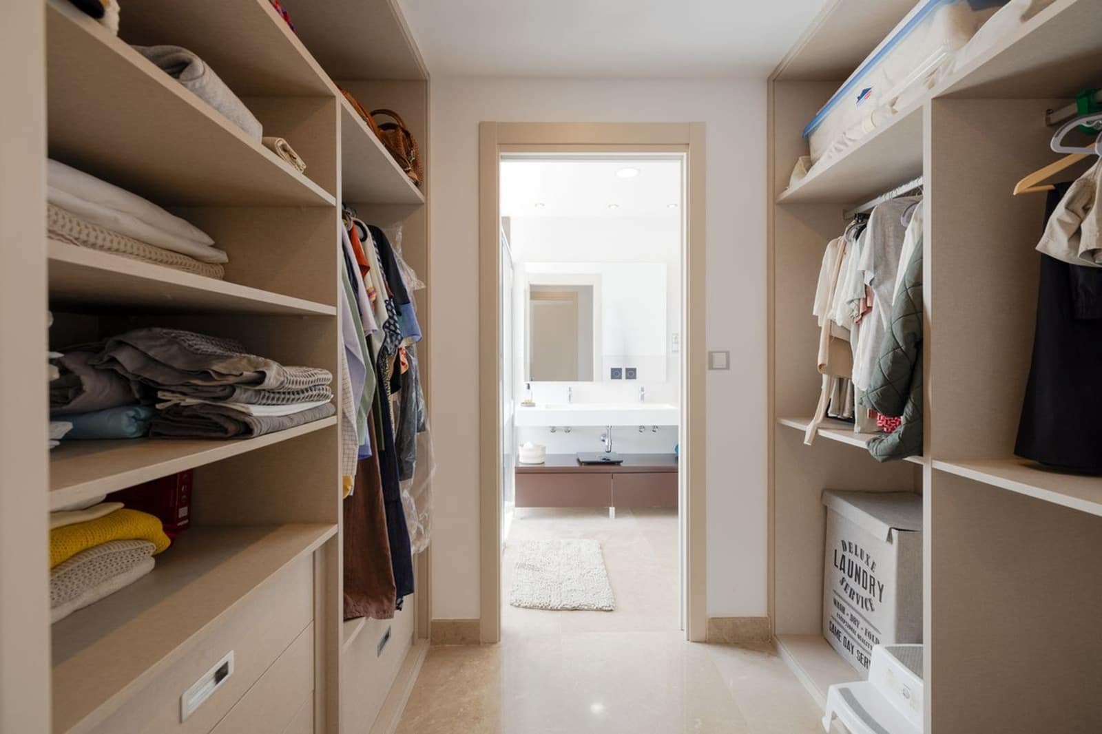 3 slaapkamer Huis te koop in Nueva Andalucia met zwembad garage - € 1.050.000 (Ref: 9398319)