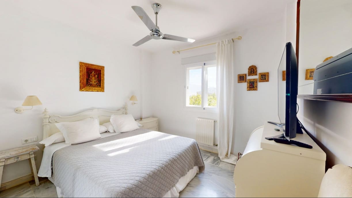 3 bedroom Apartment for sale in Guadalmina with pool garage - € 550,000 (Ref: 9400721)