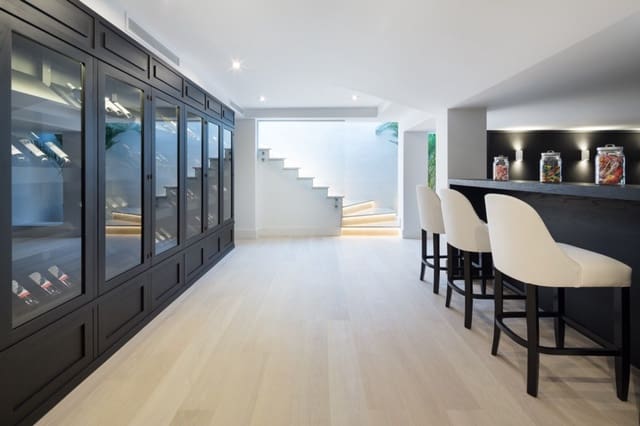 5 soverom Villa til salgs i Marbella med svømmebasseng garasje - € 4 975 000 (Ref: 9400730)