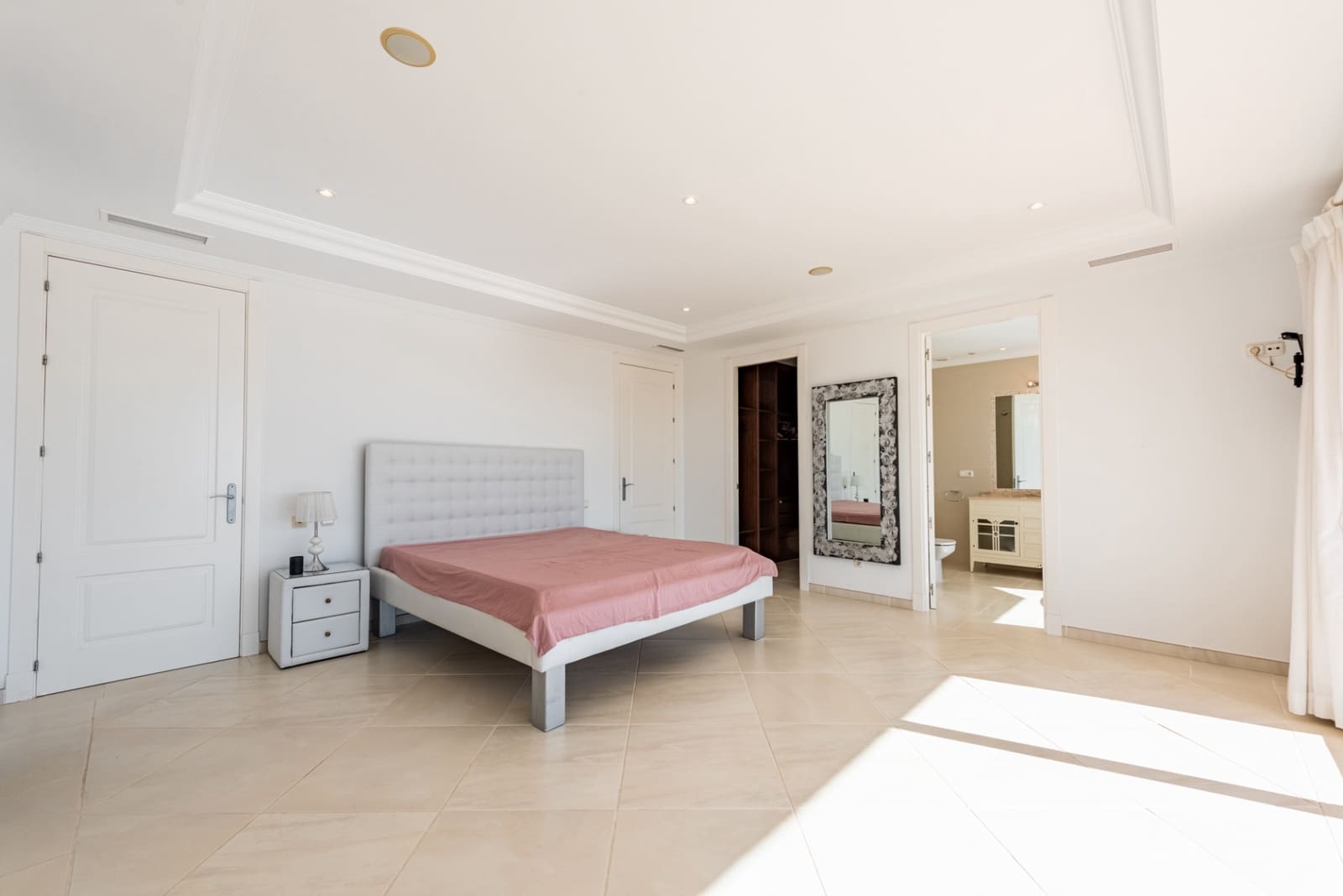 7 sypialnia Willa na sprzedaż w Los Flamingos z basenem garażem - 3 995 000 € (Ref: 9403223)