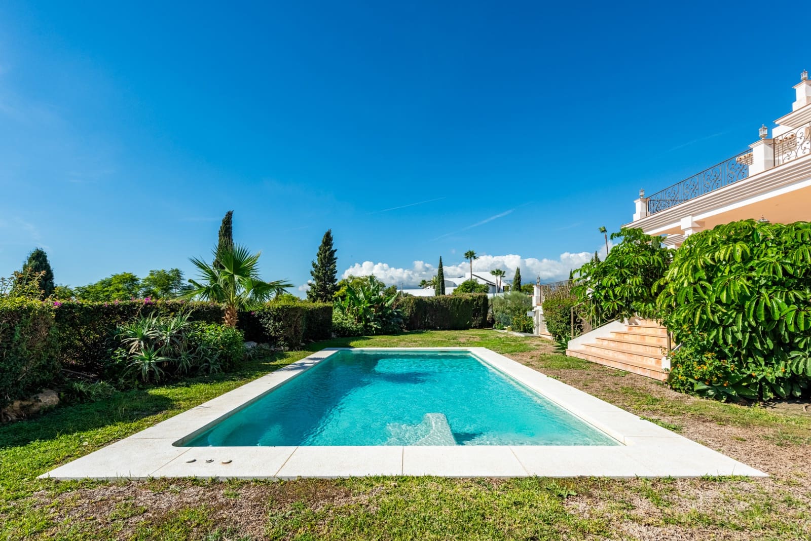 7 sypialnia Willa na sprzedaż w Los Flamingos z basenem garażem - 3 995 000 € (Ref: 9403223)