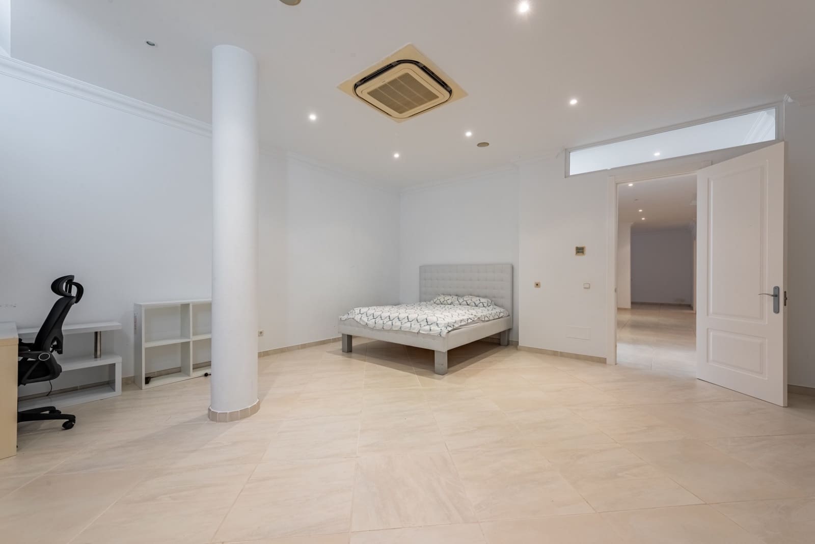 Chalet de 7 habitaciones en Los Flamingos en venta con piscina garaje - 3.995.000 € (Ref: 9403223)