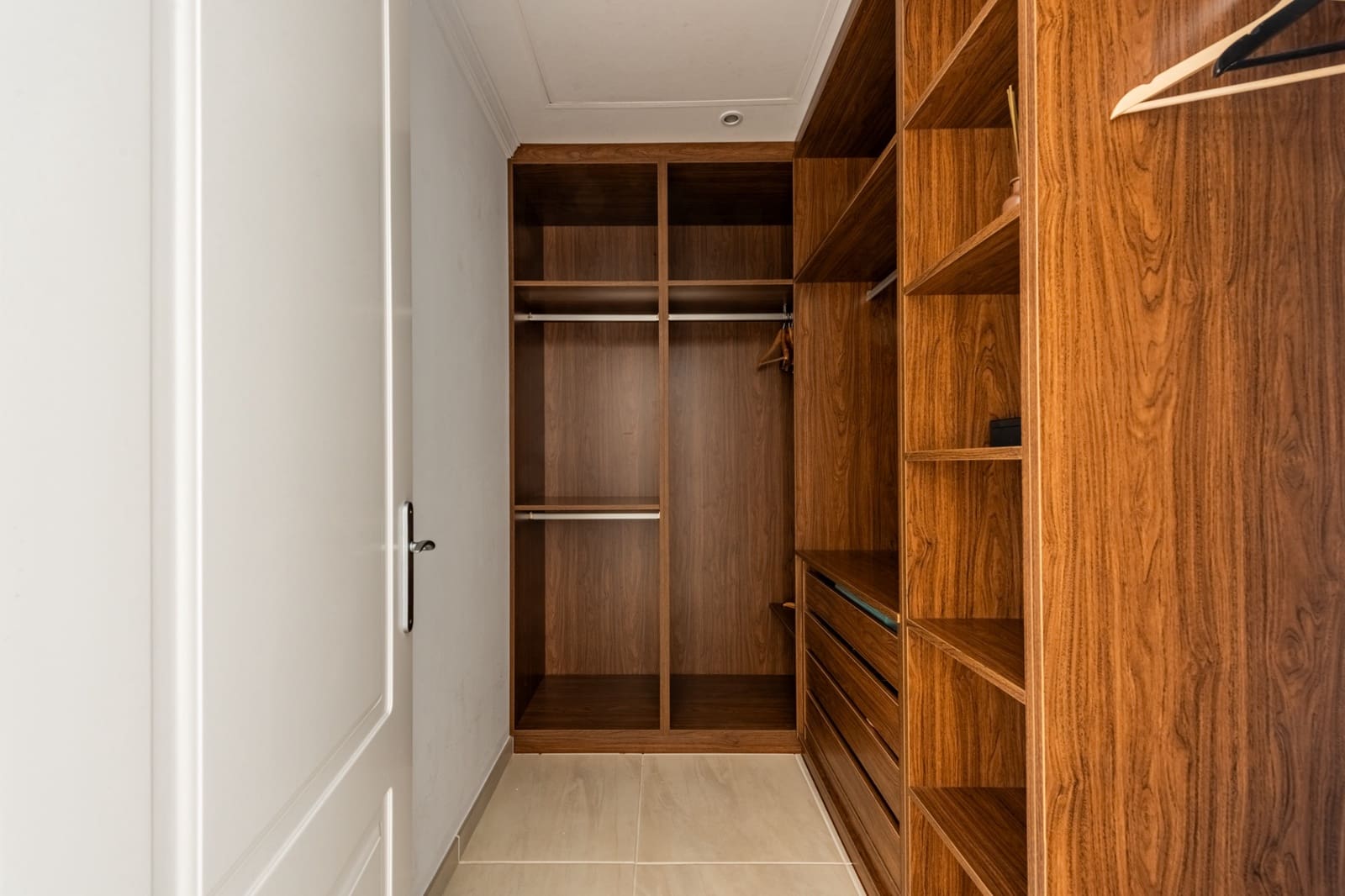 Chalet de 7 habitaciones en Los Flamingos en venta con piscina garaje - 3.995.000 € (Ref: 9403223)