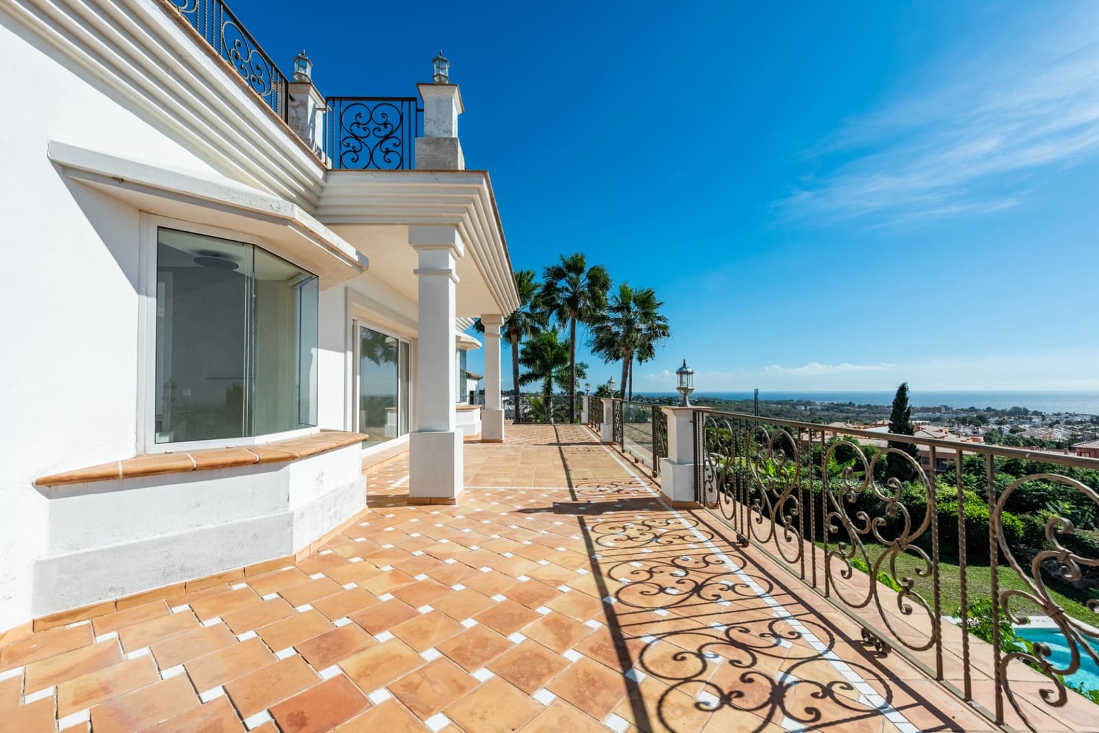 Chalet de 7 habitaciones en Los Flamingos en venta con piscina garaje - 3.995.000 € (Ref: 9403223)