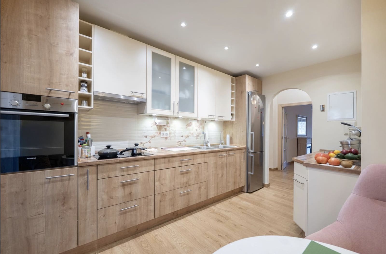 2 bedroom Apartment for sale in Puerto Banus with pool garage - € 800,000 (Ref: 9410840)