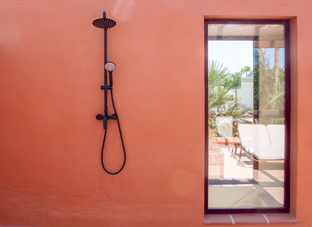 4 soveværelse Byhus til salg i Golden Mile, Marbella med swimmingpool garage - € 1.995.000 (Ref: 9410842)