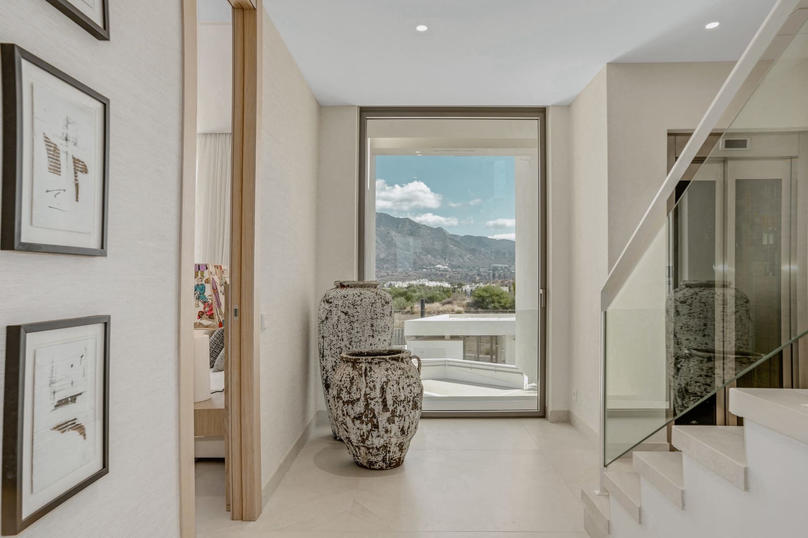 4 sovrum Semi-fristående Villa till salu i Nueva Andalucia med pool garage - 4 900 000 € (Ref: 9415748)