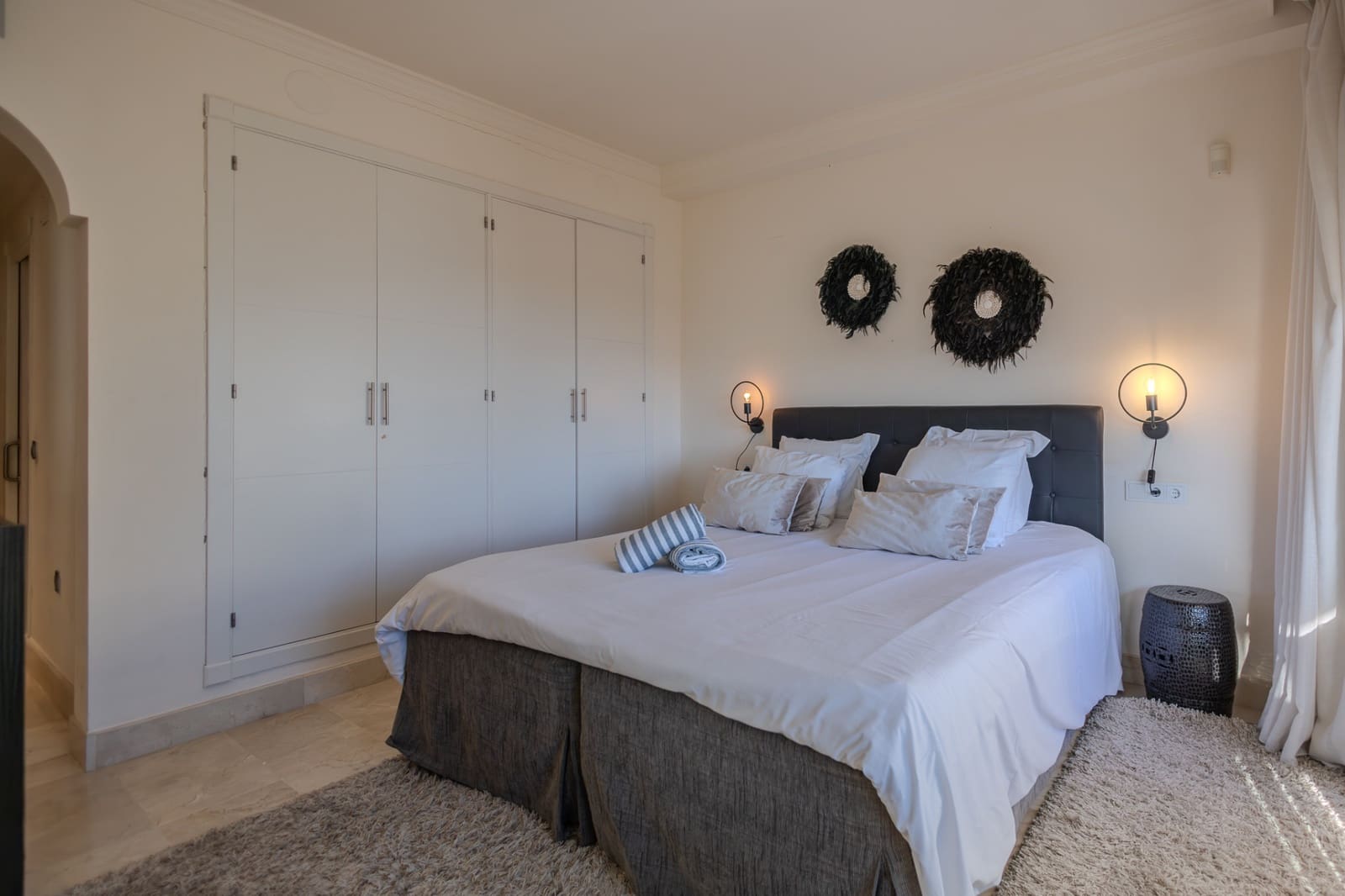 2 bedroom Apartment for sale in Marbella with pool garage - € 560,000 (Ref: 9415749)