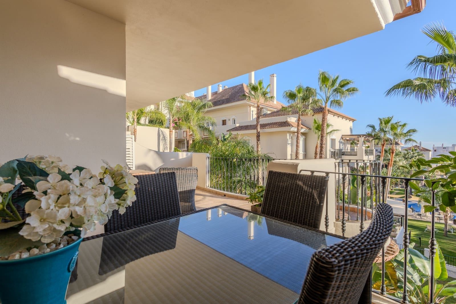 2 bedroom Apartment for sale in Marbella with pool garage - € 560,000 (Ref: 9415749)