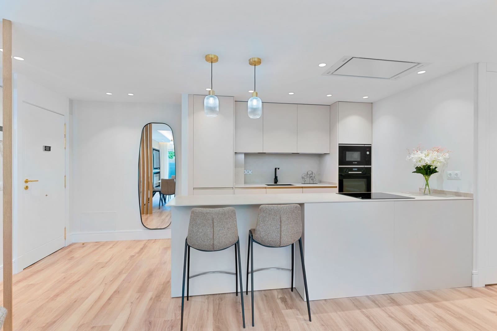 2 soveværelse Lejlighed til salg i San Pedro de Alcantara med swimmingpool garage - € 795.000 (Ref: 9415750)