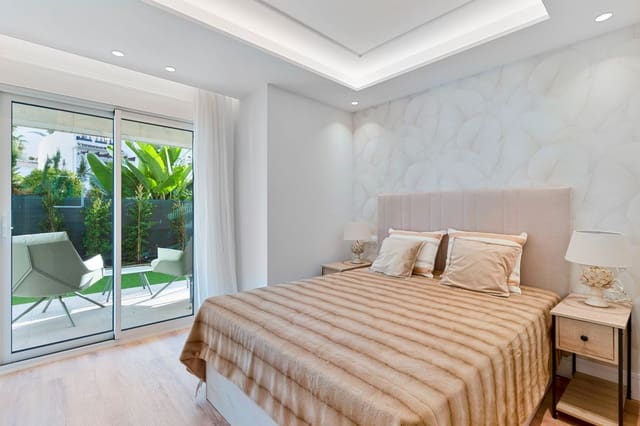 Apartamento de 2 habitaciones en San Pedro de Alcantara, Marbella en venta con piscina garaje - 675.000 € (Ref: 9415750)