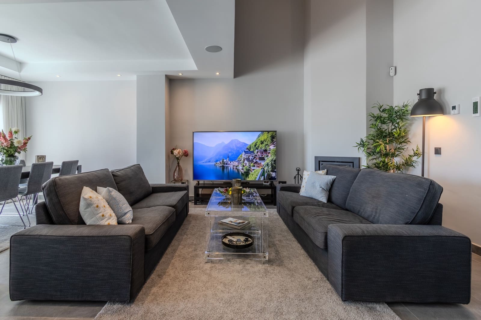 4 bedroom Townhouse for sale in Nueva Andalucia with pool garage - € 1,395,000 (Ref: 9415751)