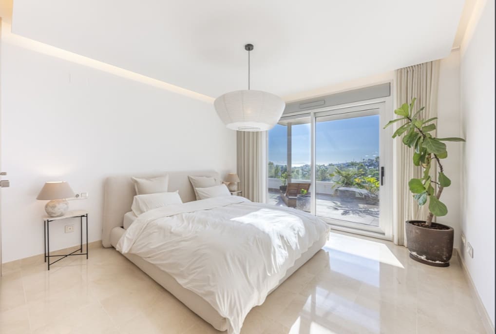 3 slaapkamer Penthouse te koop in Benahavis met zwembad garage - € 1.050.000 (Ref: 9415753)