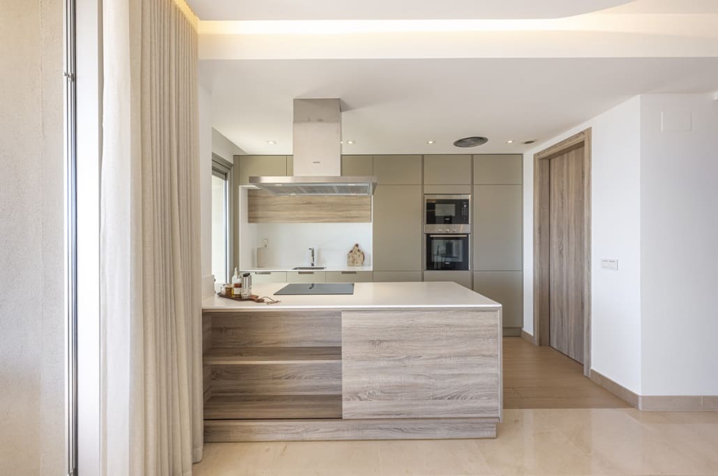 3 slaapkamer Penthouse te koop in Benahavis met zwembad garage - € 1.050.000 (Ref: 9415753)