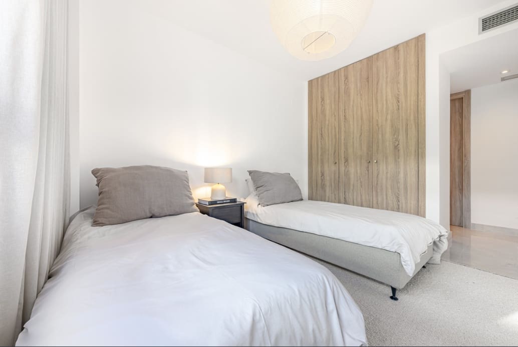 3 slaapkamer Penthouse te koop in Benahavis met zwembad garage - € 1.050.000 (Ref: 9415753)