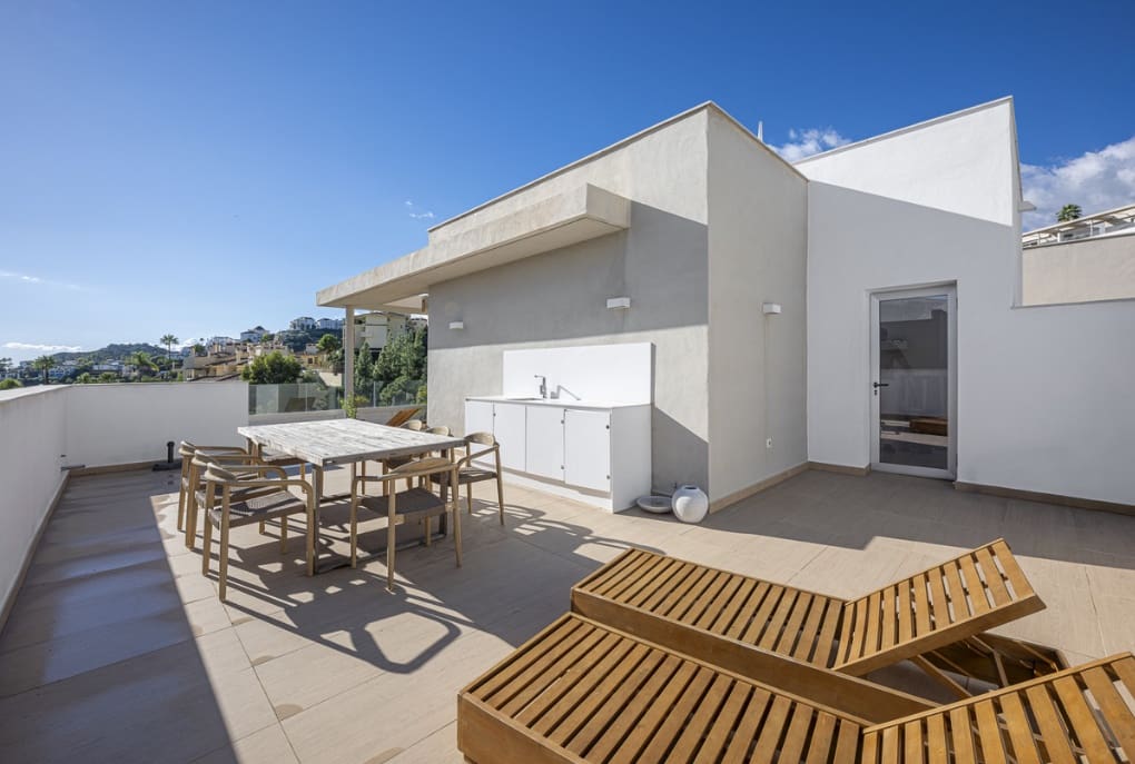 3 slaapkamer Penthouse te koop in Benahavis met zwembad garage - € 1.050.000 (Ref: 9415753)