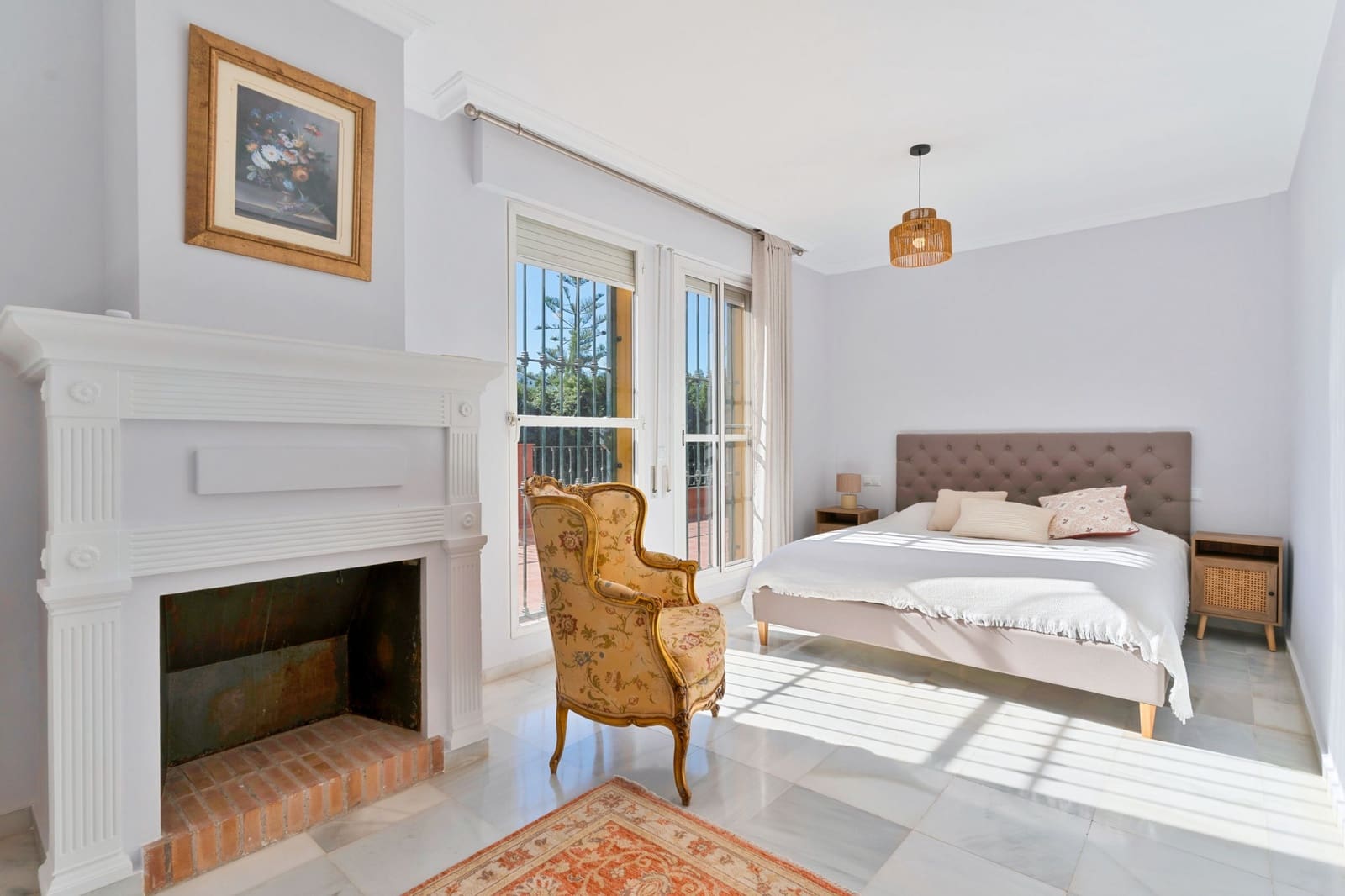 6 soverom Villa til salgs i Nueva Andalucia med svømmebasseng garasje - € 3 070 000 (Ref: 9419507)