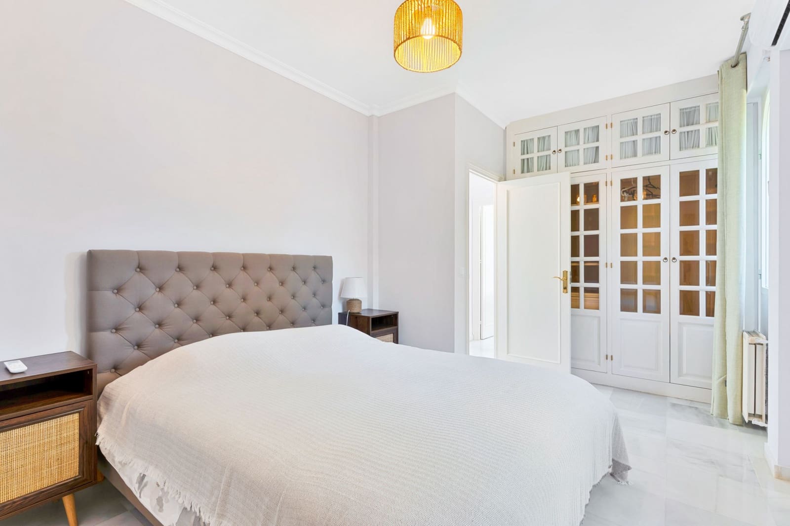 6 soverom Villa til salgs i Nueva Andalucia med svømmebasseng garasje - € 3 070 000 (Ref: 9419507)