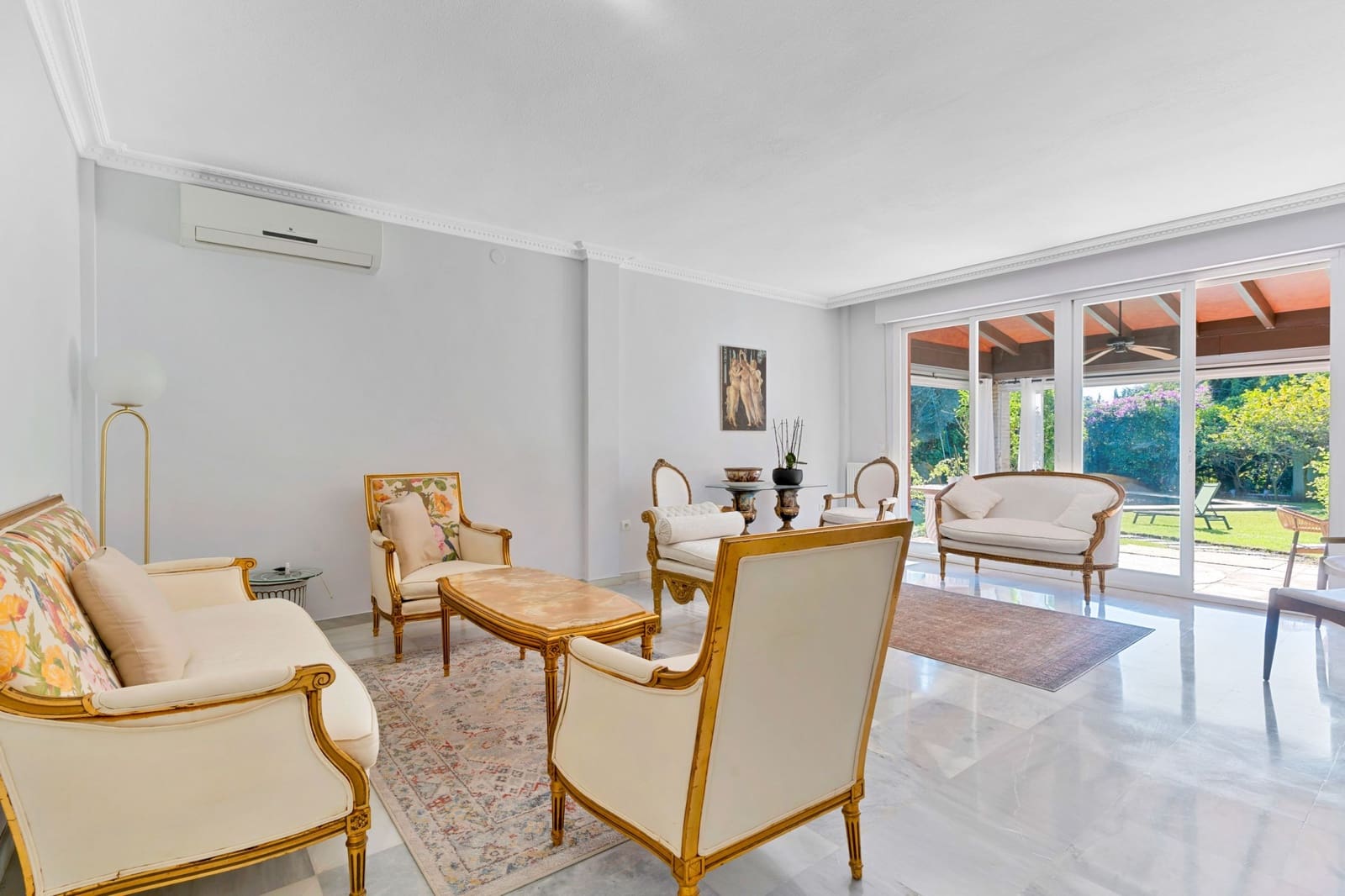 6 soveværelse Villa til salg i Nueva Andalucia med swimmingpool garage - € 2.795.000 (Ref: 9419507)