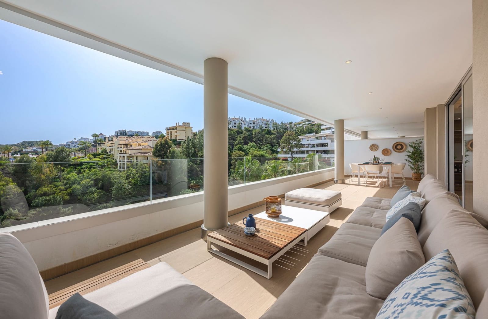 3 slaapkamer Penthouse te koop in Benahavis met zwembad garage - € 940.000 (Ref: 9419508)