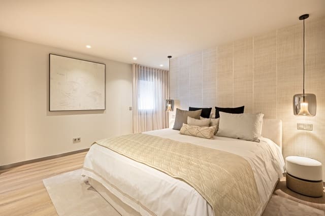 5 soverom Leilighet til salgs i Puerto Banus, Marbella med garasje - € 2 350 000 (Ref: 9422204)