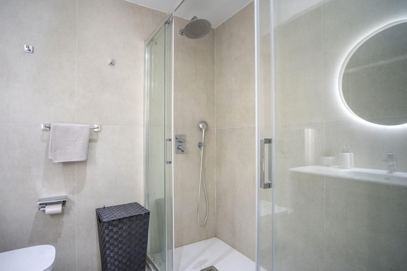 3 slaapkamer Appartement te koop in Nueva Andalucia met zwembad - € 520.000 (Ref: 9422205)