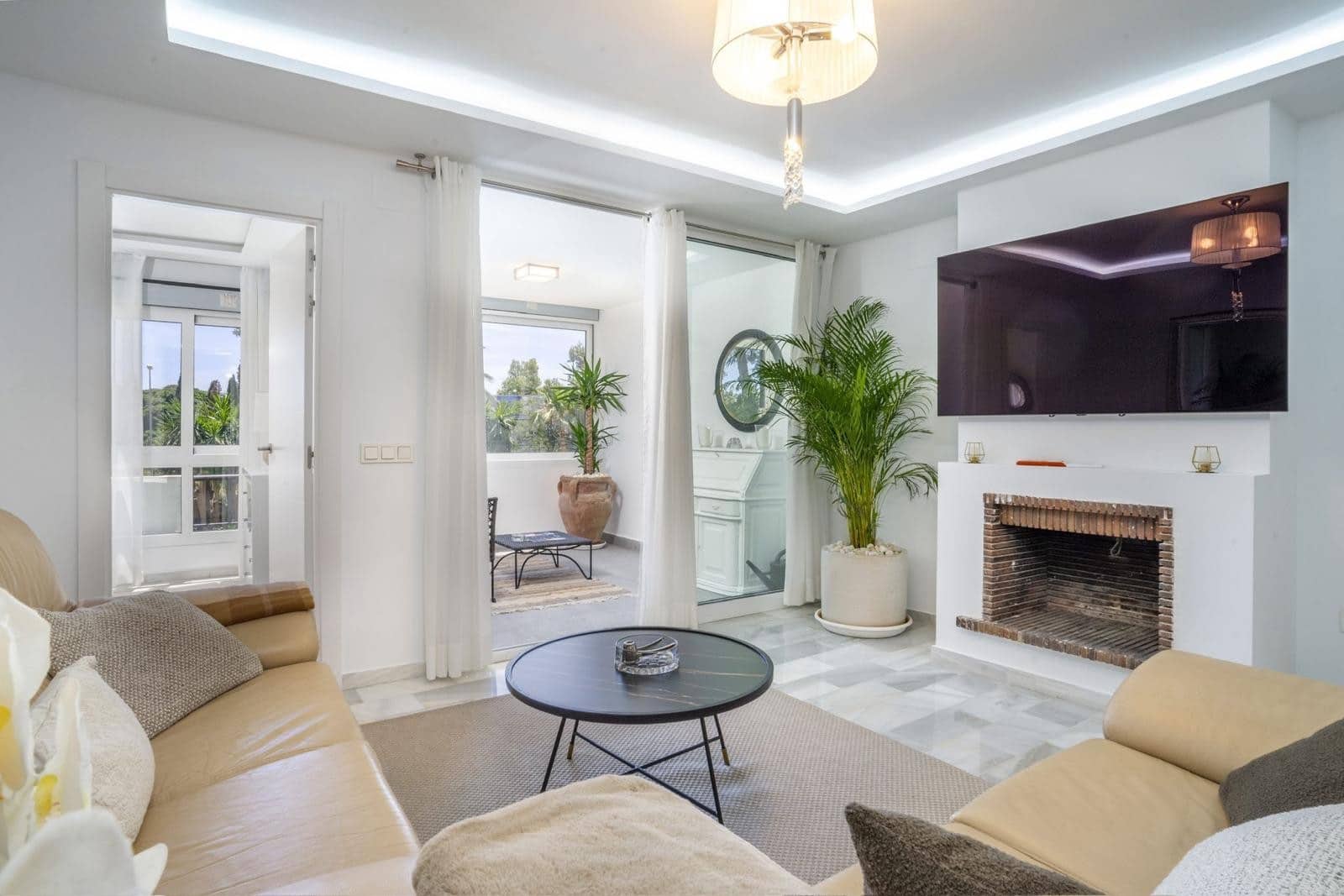 3 makuuhuone Huoneisto myytävänä paikassa Nueva Andalucia mukana uima-altaan - 520 000 € (Ref: 9422205)