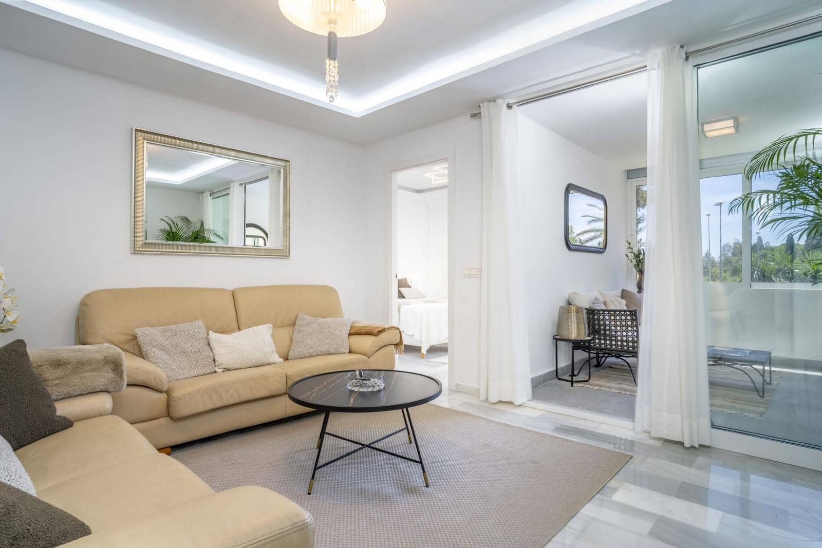 3 makuuhuone Huoneisto myytävänä paikassa Nueva Andalucia mukana uima-altaan - 520 000 € (Ref: 9422205)