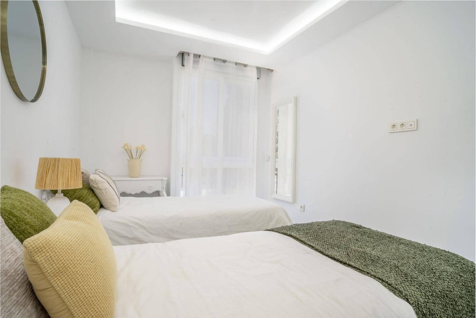 3 makuuhuone Huoneisto myytävänä paikassa Nueva Andalucia mukana uima-altaan - 520 000 € (Ref: 9422205)