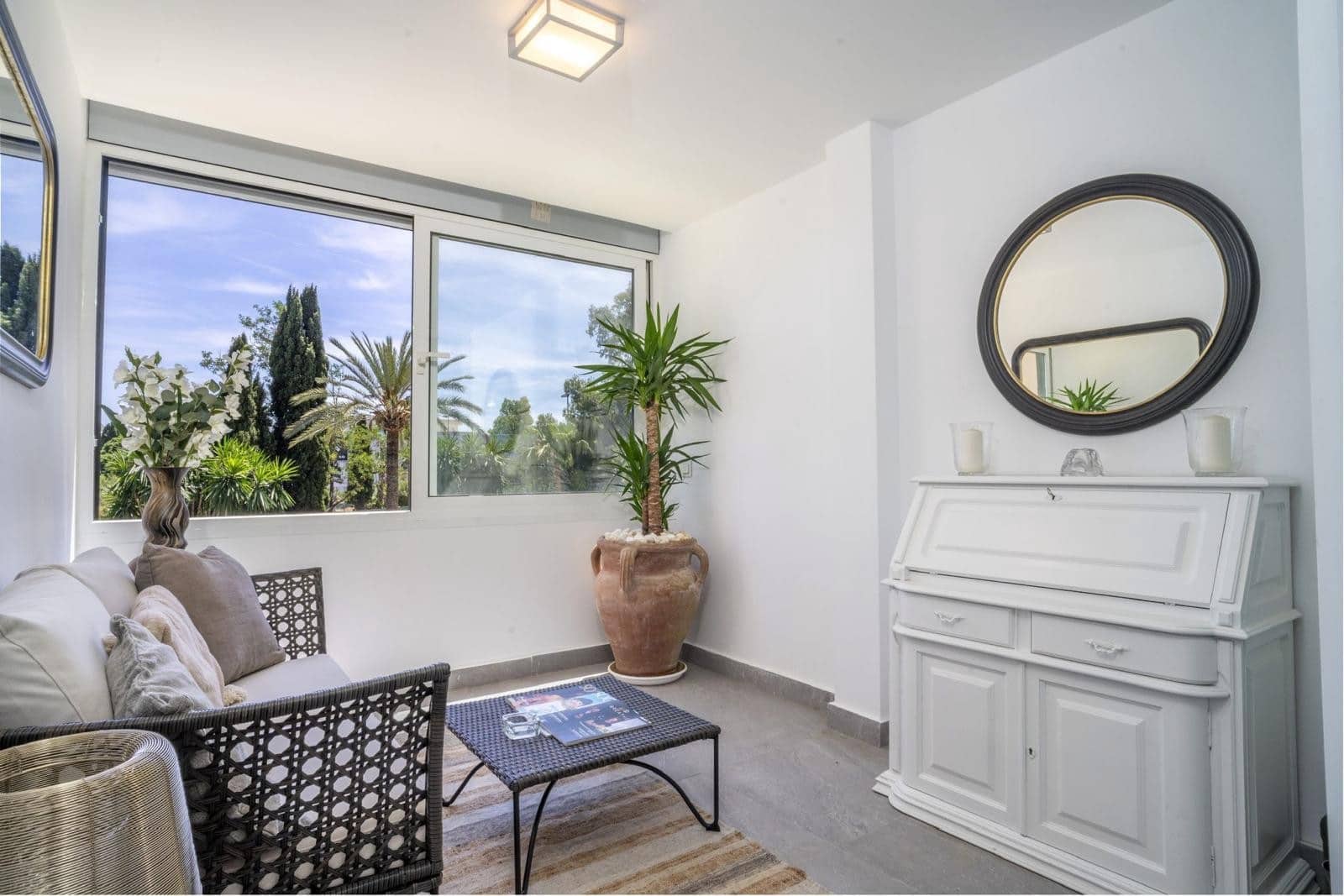 3 makuuhuone Huoneisto myytävänä paikassa Nueva Andalucia mukana uima-altaan - 520 000 € (Ref: 9422205)