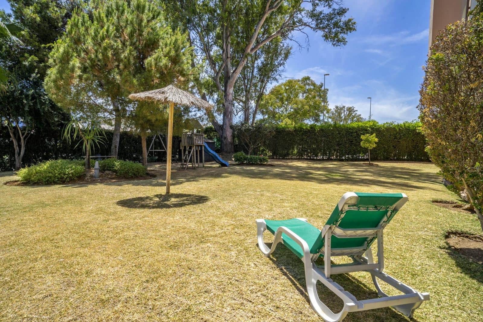 3 makuuhuone Huoneisto myytävänä paikassa Nueva Andalucia mukana uima-altaan - 520 000 € (Ref: 9422205)
