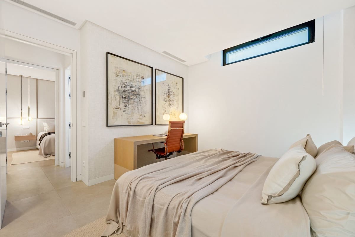 5 soveværelse Villa til salg i Nueva Andalucia med swimmingpool garage - € 4.990.000 (Ref: 9427050)