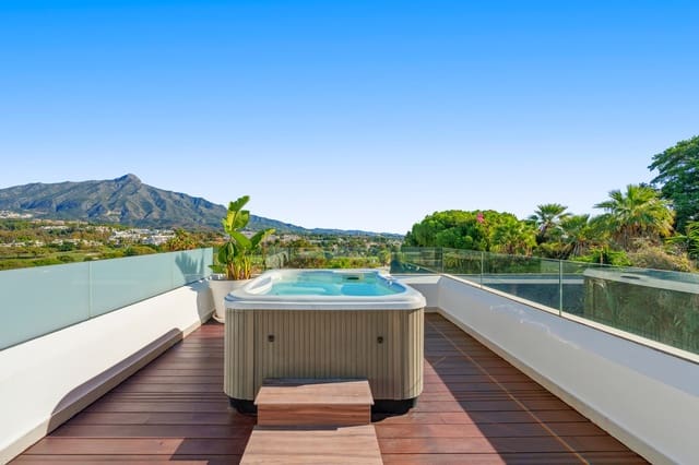 5 slaapkamer Villa te koop in Nueva Andalucia, Marbella met zwembad garage - € 4.990.000 (Ref: 9427050)