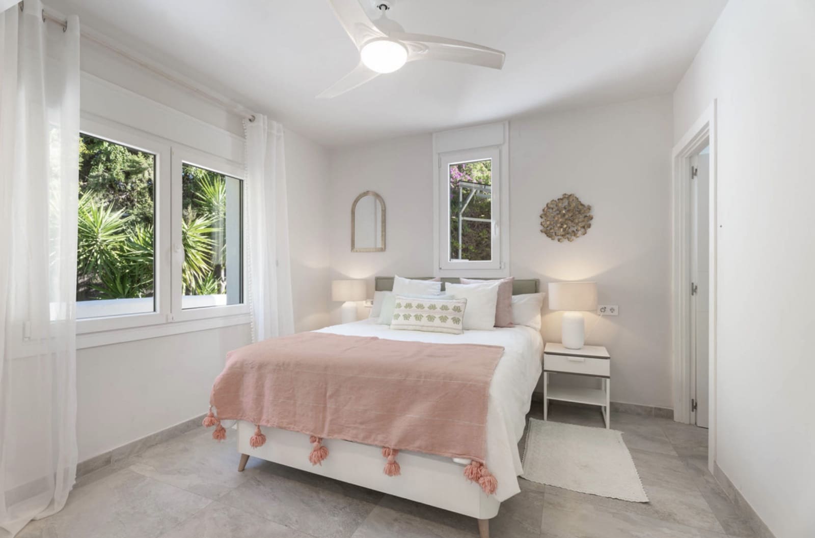 6 slaapkamer Villa te koop in Marbella met zwembad garage - € 2.595.000 (Ref: 9430954)