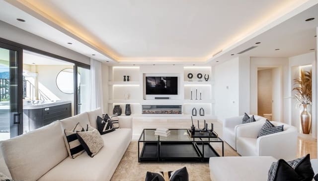 4 slaapkamer Penthouse te koop in Marbella met zwembad - € 2.950.000 (Ref: 9430958)