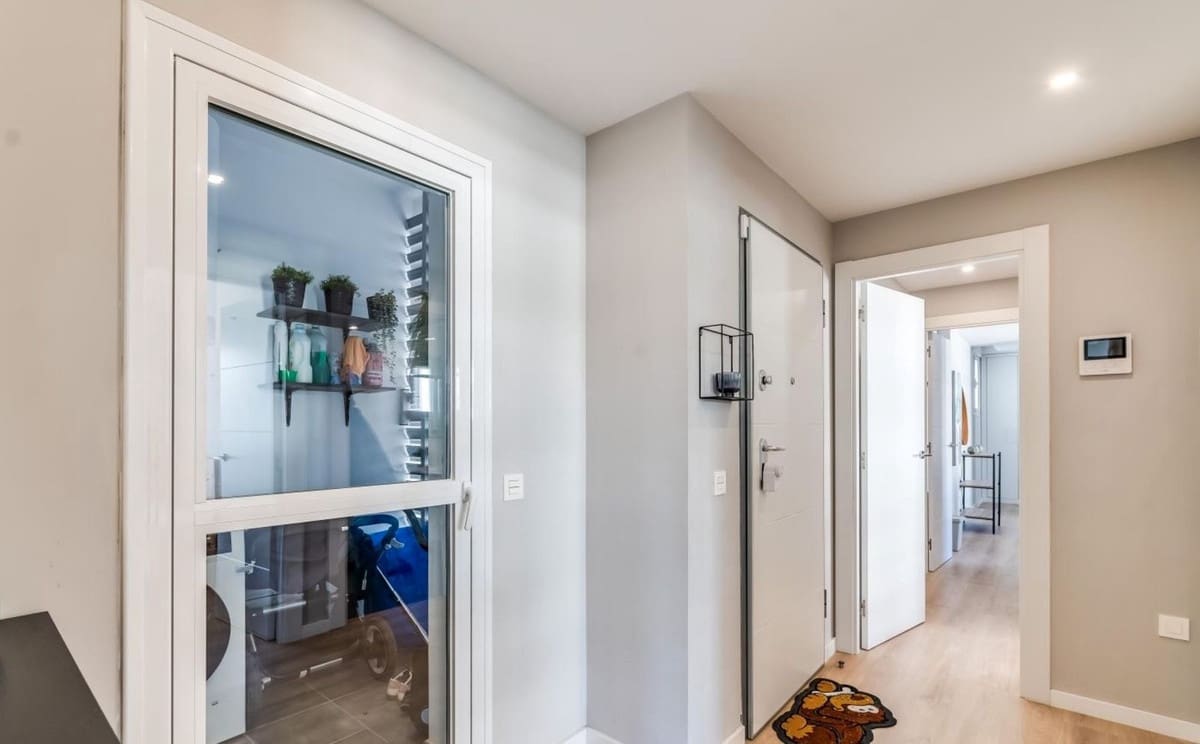 3 soveværelse Lejlighed til salg i Nueva Andalucia med garage - € 540.000 (Ref: 9430960)