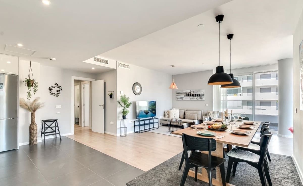 3 soveværelse Lejlighed til salg i Nueva Andalucia med garage - € 540.000 (Ref: 9430960)