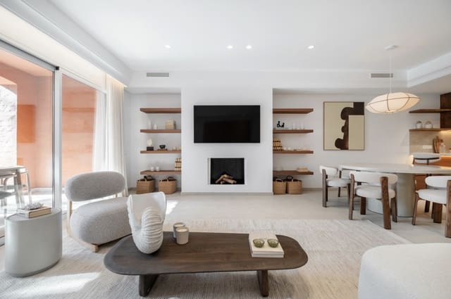 Casa de 4 habitaciones en Marbella en venta con piscina garaje - 1.995.000 € (Ref: 9430961)