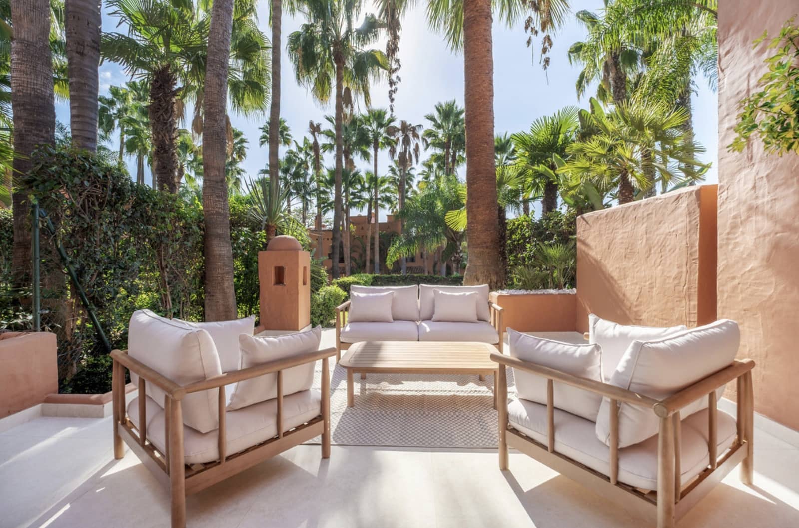 4 bedroom Townhouse for sale in Marbella with pool garage - € 1,995,000 (Ref: 9430961)
