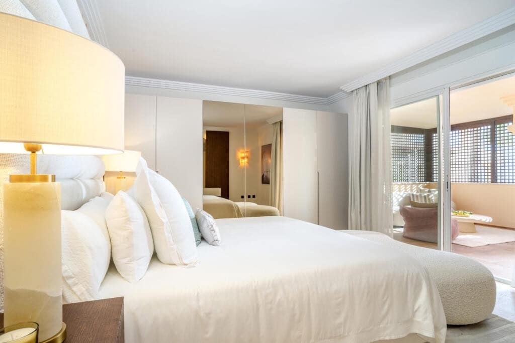 4 sovrum Lägenhet till salu i Marbella med pool garage - 2 690 000 € (Ref: 9433272)