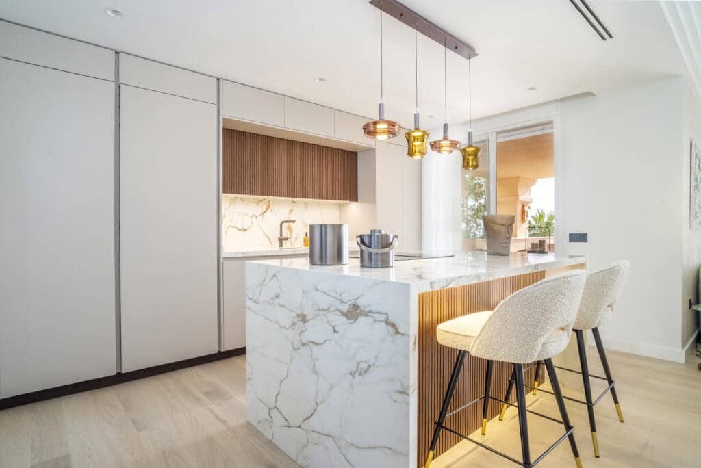 4 sovrum Lägenhet till salu i Marbella med pool garage - 2 690 000 € (Ref: 9433272)