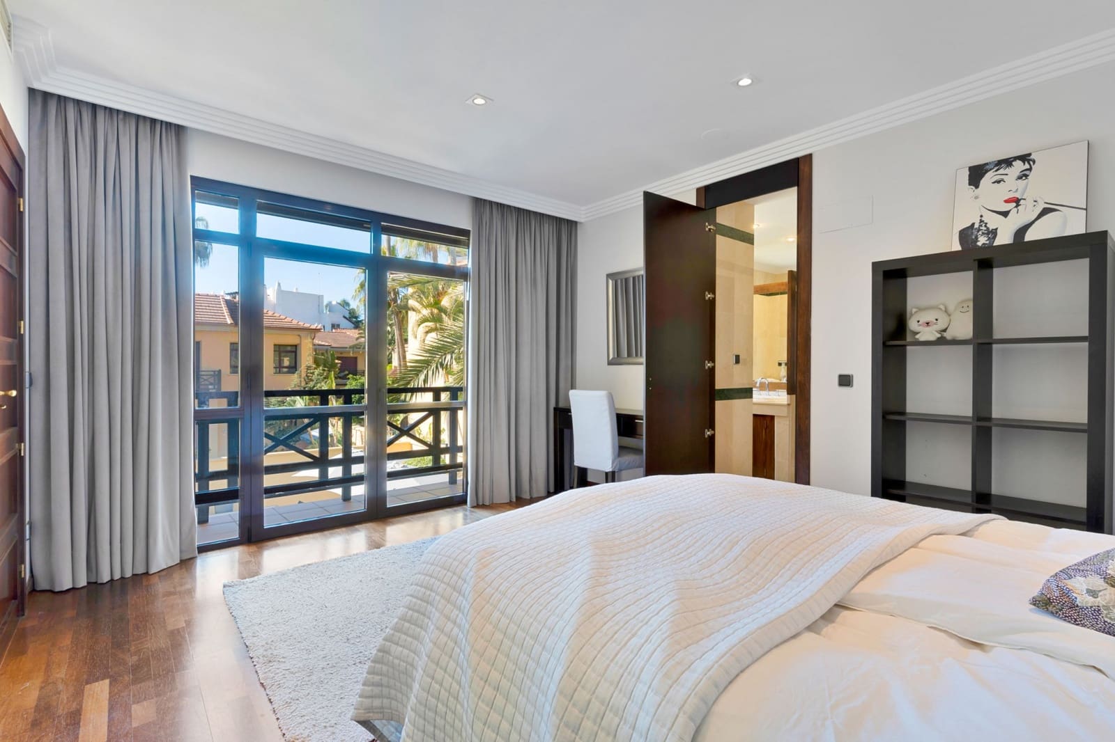 4 soverom Bungalow til salgs i Marbella med svømmebasseng garasje - € 2 595 000 (Ref: 9446192)