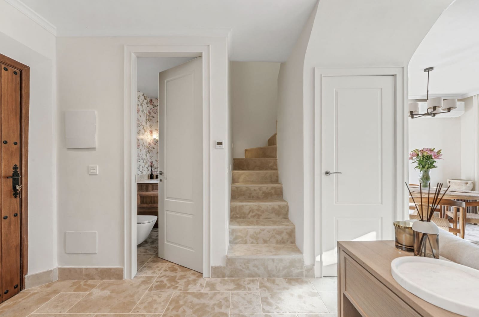 2 soverom Hus til salgs i Nueva Andalucia med svømmebasseng - € 795 000 (Ref: 9448672)