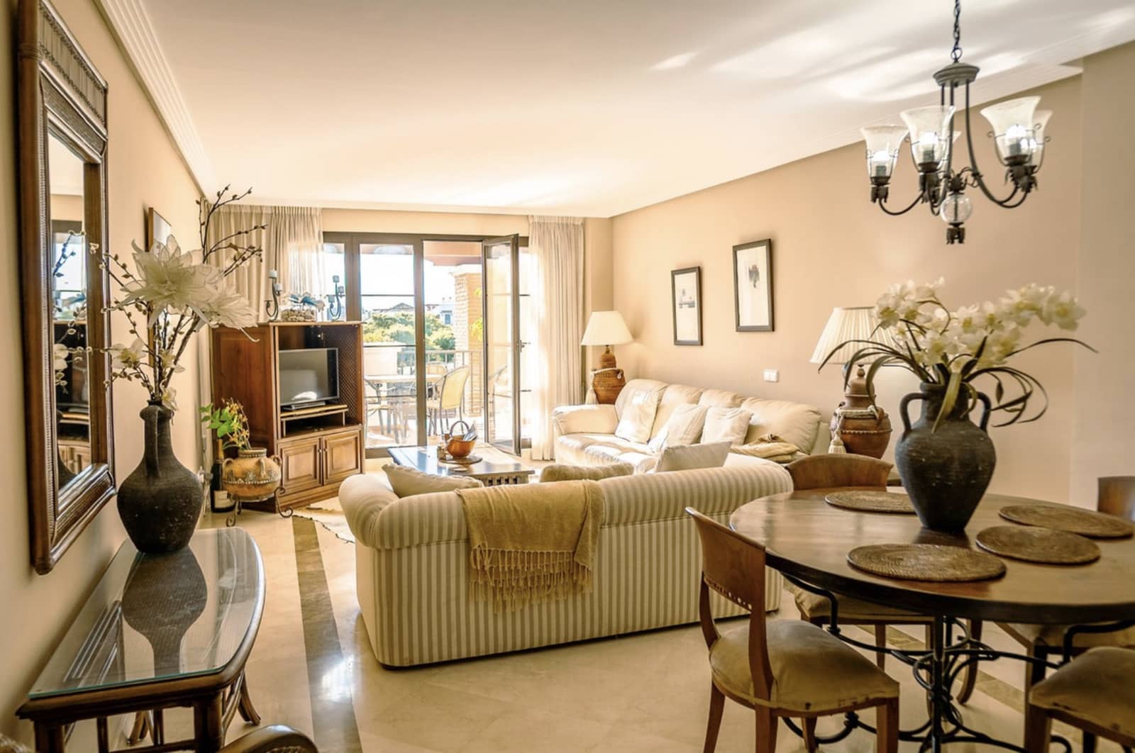 2 bedroom Penthouse for sale in Los Arqueros with pool garage - € 395,000 (Ref: 9448673)