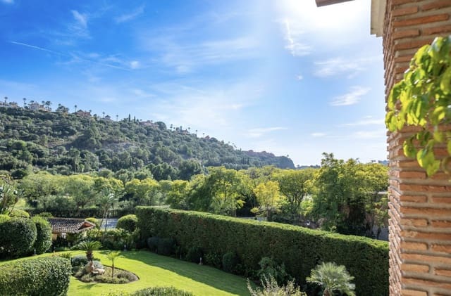 2 slaapkamer Penthouse te koop in Los Arqueros, Benahavís met zwembad garage - € 395.000 (Ref: 9448673)