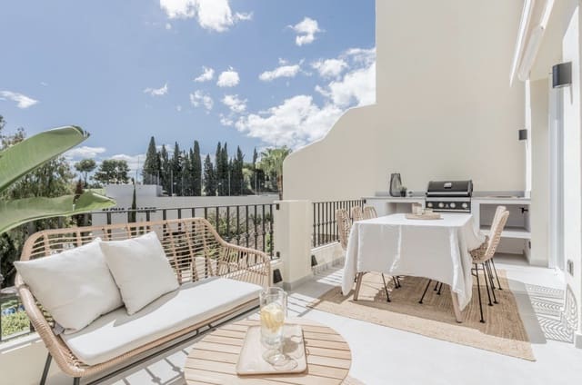 3 chambre Appartement à vendre à Marbella avec piscine - 850 000 € (Ref: 9448674)