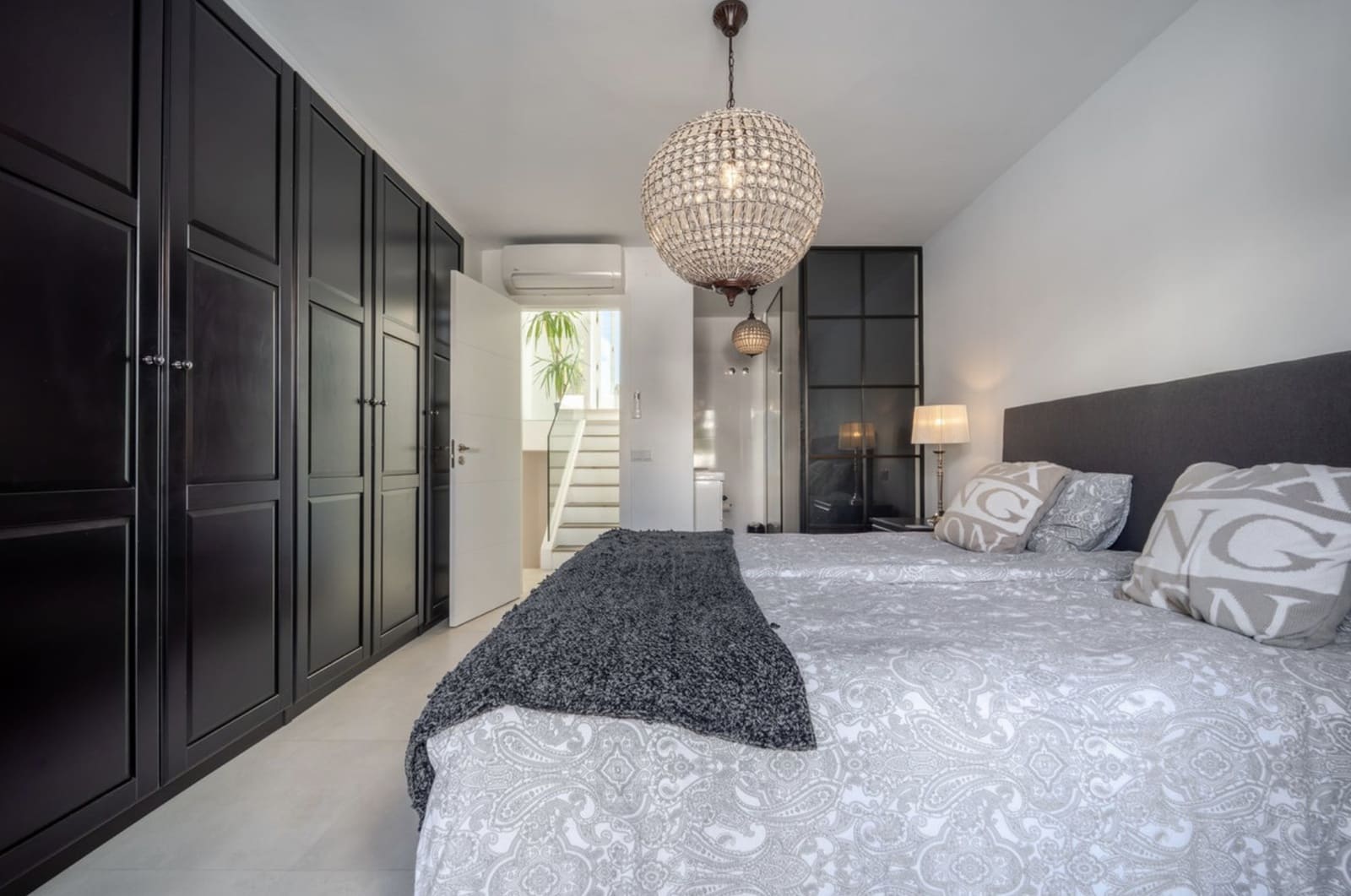 4 sovrum Hus till salu i Nueva Andalucia med pool - 1 495 000 € (Ref: 9448676)