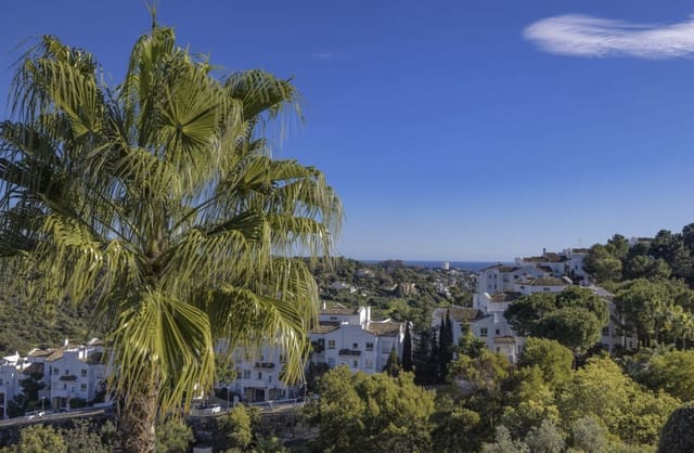 3 bedroom Apartment for sale in La Quinta, Benahavís with pool - € 860,000 (Ref: 9450669)