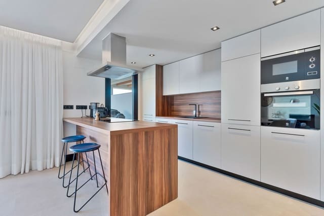 3 slaapkamer Appartement te koop in Los Naranjos, Marbella met zwembad garage - € 895.000 (Ref: 9451994)