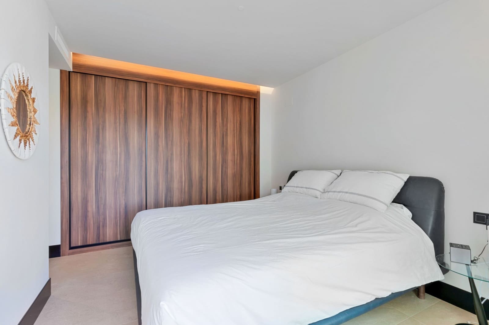 3 slaapkamer Appartement te koop in Nueva Andalucia met zwembad garage - € 895.000 (Ref: 9451994)